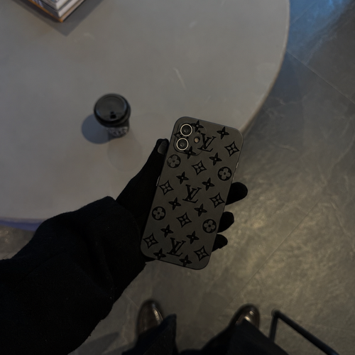 Coque L'V